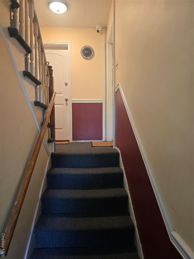 Building Photo - 35 Prospect St Unit 2 Rental