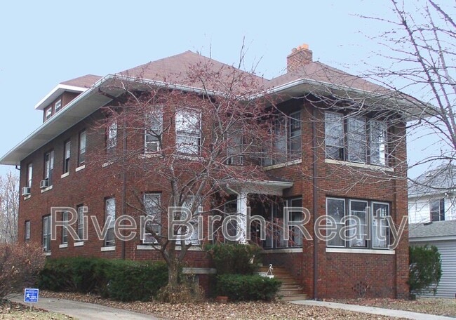 Building Photo - 811 S State St Rental