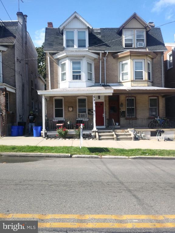 Photo - 618 DeKalb St