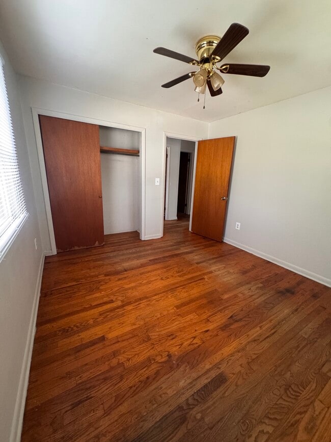 Photo - 301 S Eason Dr Unit 1