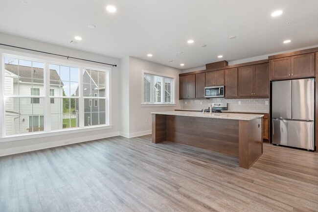 Photo - 10 Seover Wy