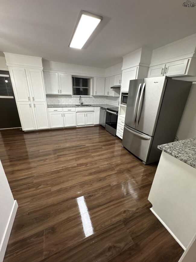 Photo - 4126 Lenore Dr