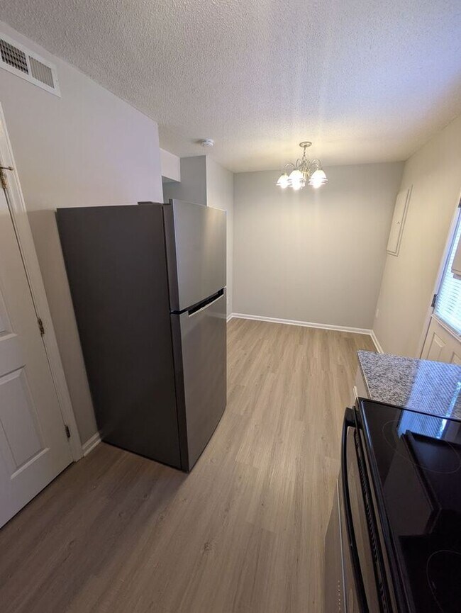 Photo - Renovated 2BD/1.5 Unit at Northowne Heights Unit 45