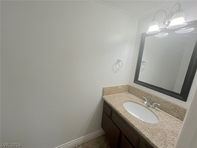 Building Photo - 6007 Bromley Ave