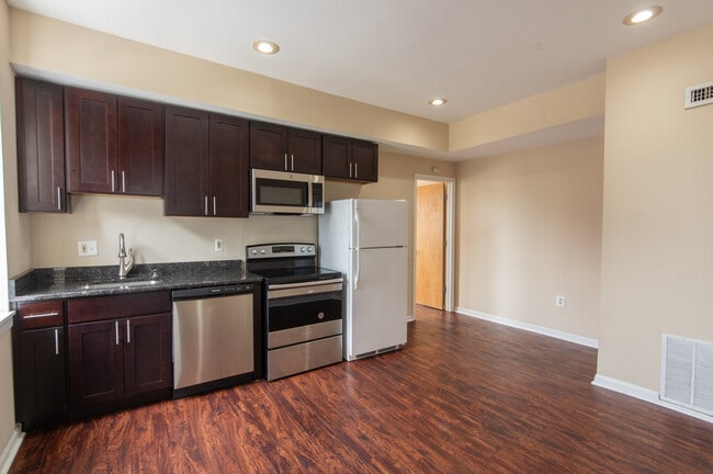 Photo - 2332 Frankford Ave Unit 2f