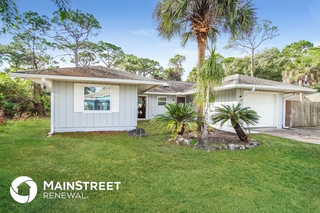 Photo - 524 Commodore Ave NW