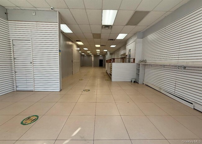 Photo - 35-50-50 92nd St