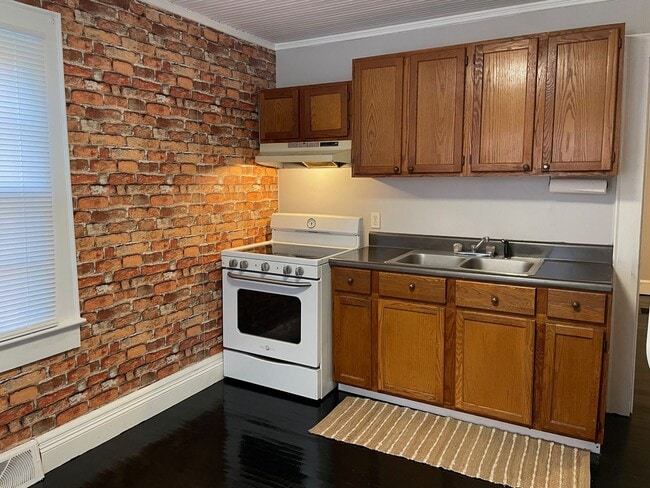 Photo - 1098 Unit 1263-A WINSLOW AVE