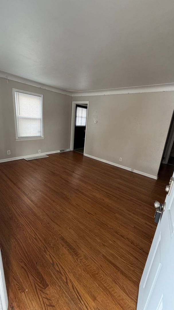 Photo - ***NEW ON THE MARKET....DRIVE BY TO CHECK IT OUT-located near UT****