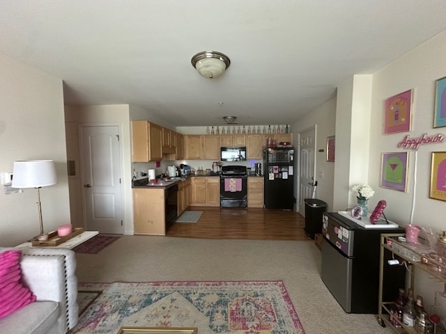 Kitchen - Turtle Creek West Apartments