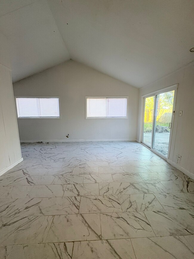 Photo - 3010 McCrarey Dr