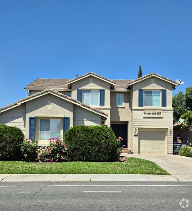 Building Photo - Beautiful 4 bedroom 3.5 bath in Natomas Park Rental