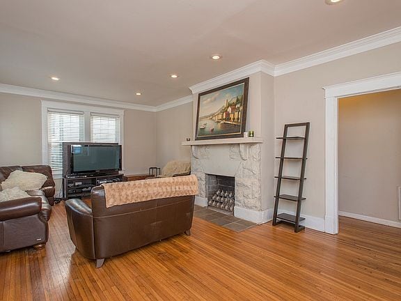 Photo - "Charming Nashville Retreat: Spacious 2-Be...
