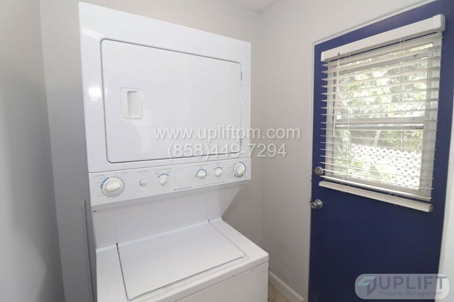 Photo - 3715 35th St