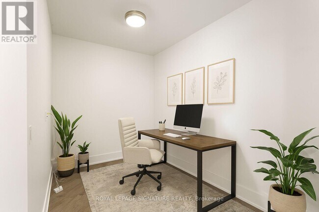 Photo - 1 Edgewater Dr Unit PH35