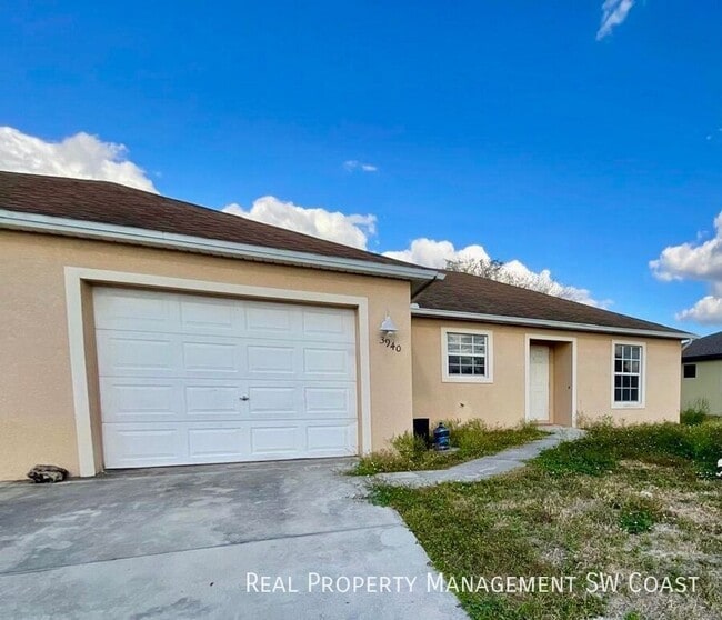 Building Photo - 3940 20th St W