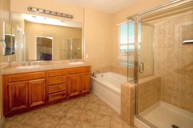 Photo - 13210 Petunia Avenue