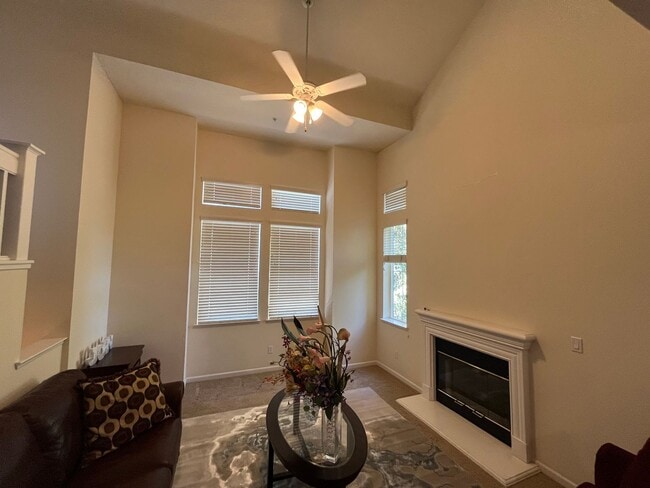 Photo - Modern 3B/3.5B Townhouse in Sunnyvale