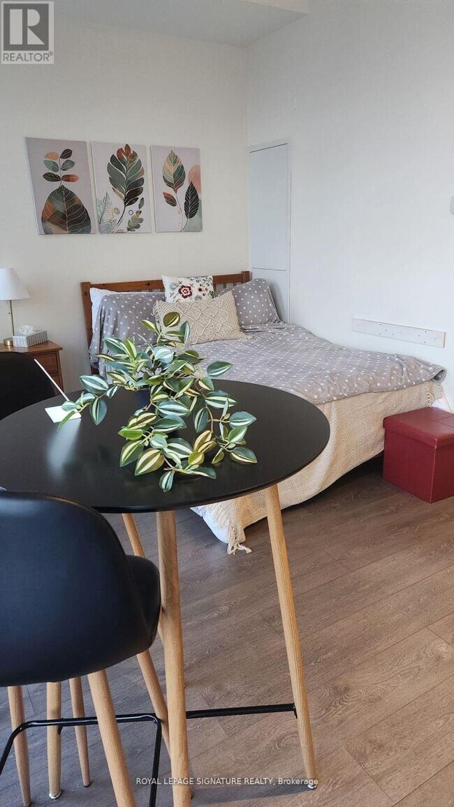 Photo - 55 Regent Park Blvd Unité 2811