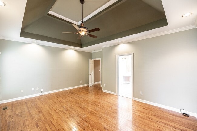 Photo - 150 Stonebrook Ln
