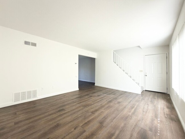 2140 Via Camino Verde Unit 2