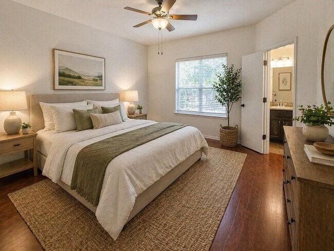 Photo - 3117 Sondra Dr Unit 103
