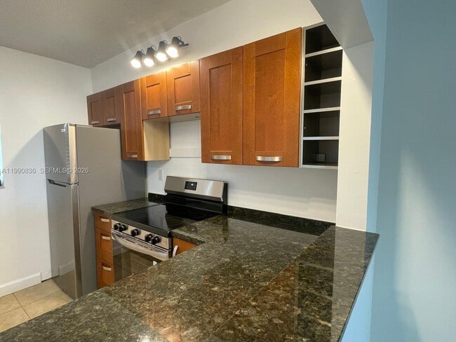 Photo - 3410 Foxcroft Rd Unit 213