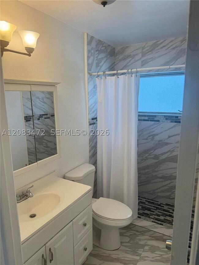 Photo - 1816 McKinley St Unit 12A
