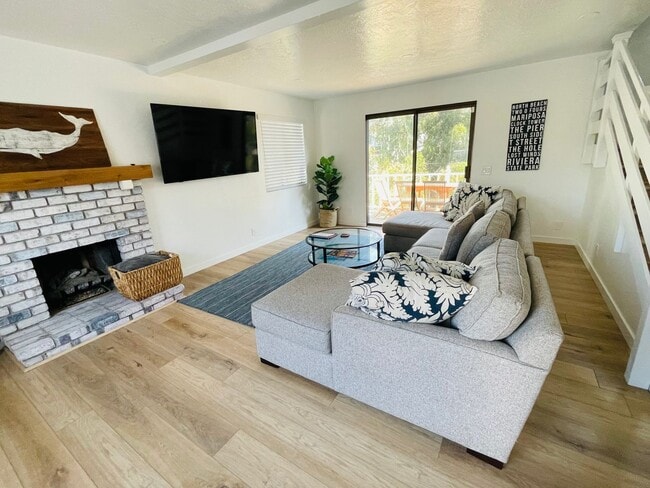 Photo - Gorgeous Furnished Canyon Home near beach/...