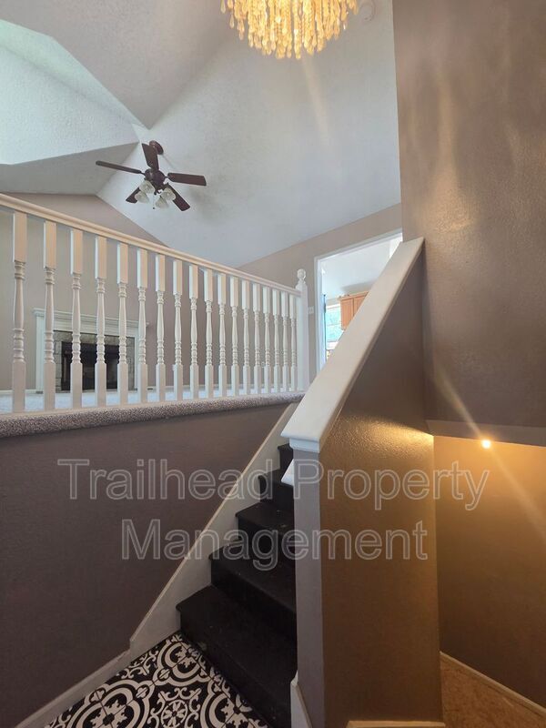 Photo - 607 SE Steeple Ln