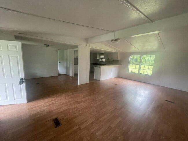 Photo - 255 Woodville Heights Cir