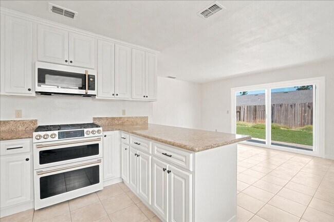 Photo - 1379 San Juan Rd