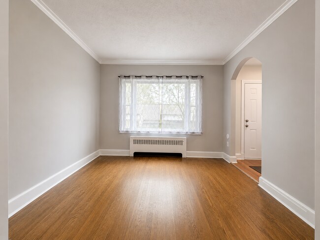 Photo - 257 Niagara St