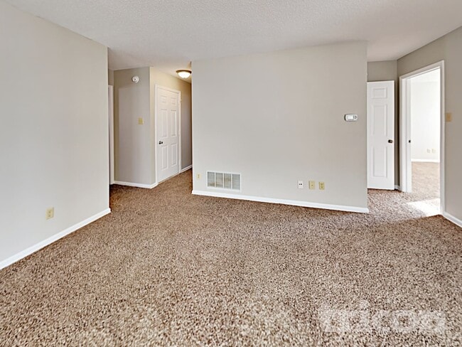Photo - 7687 Mistflower Ln