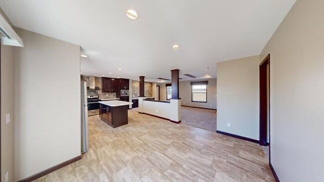 Photo - 145 Northwest Dr