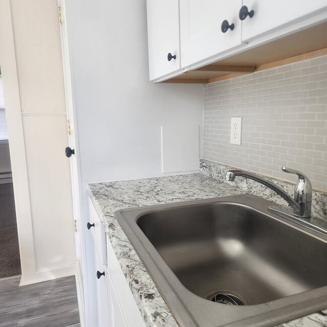 Photo - 2213 Lehman St