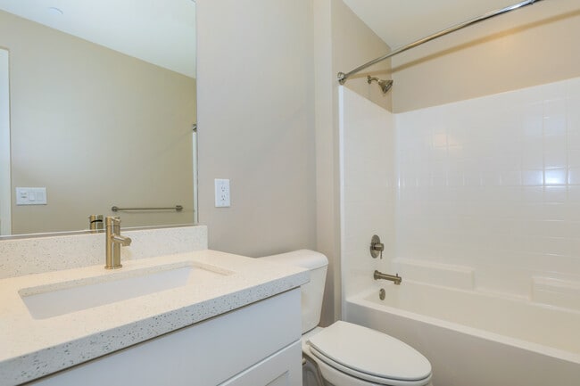 Los Alamitos Luxury Apartments