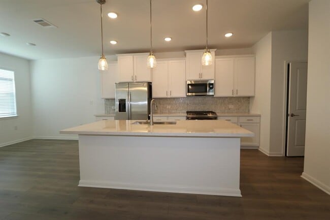 Photo - 1611 Iberville Dr