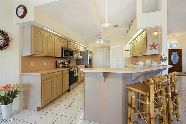 Photo - 105 SW 39th Pl