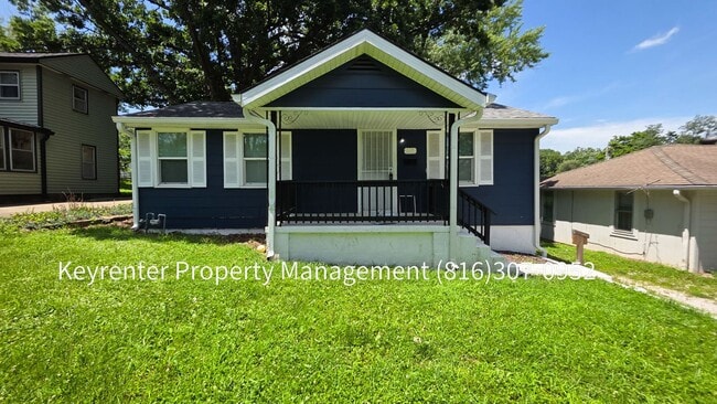 Building Photo - Welcoming 2-bed, 1-bath Home Ready for Move-In