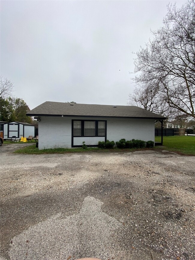 Building Photo - 9334 Lomax St Rental