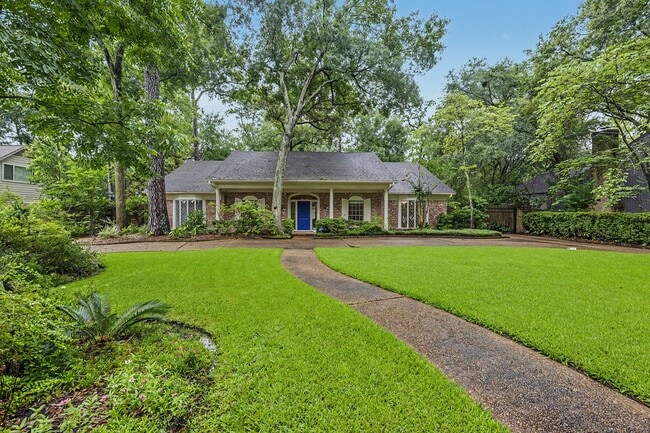 Building Photo - 10811 Hunters Forest Dr