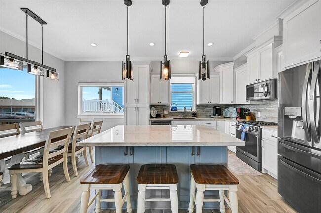 Photo - 22915 Martes St