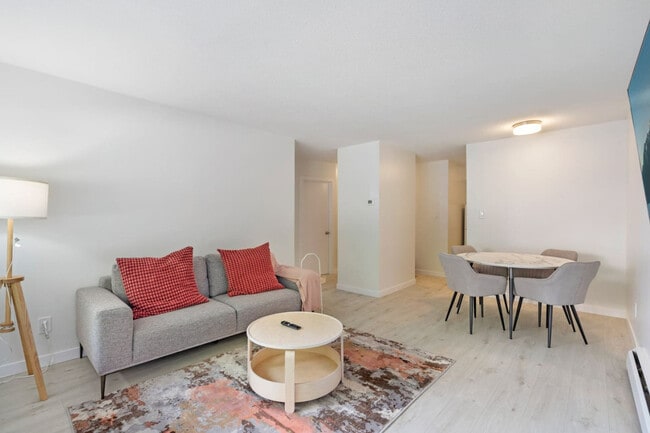 Photo - 2225 W 8th Ave Unit ID1051892P