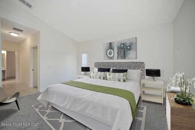 Photo - 117 Lancha Cir