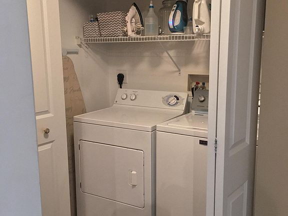 Photo - 1000 Providence Pl