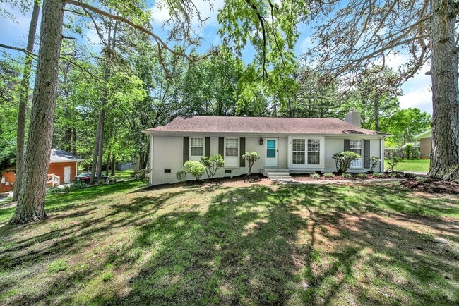 Wonderful Home Near Downtown Matthews! - Wonderful Home Near Downtown Matthews!