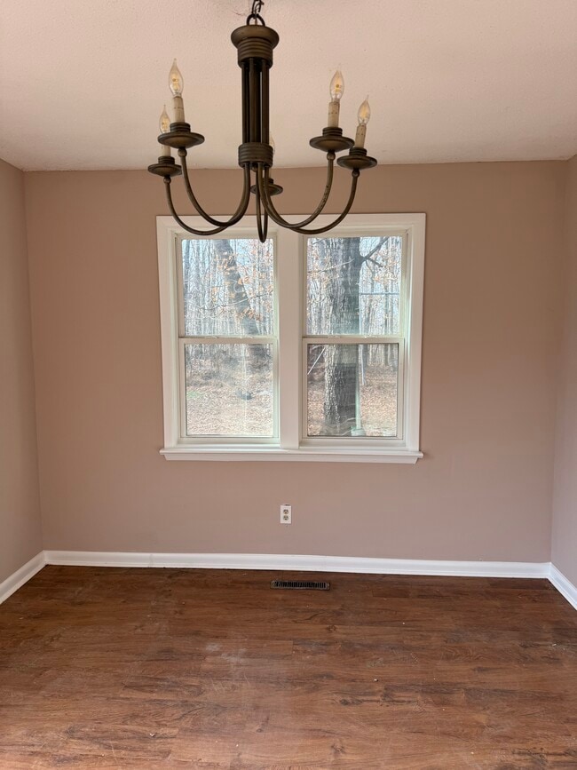 Photo - 402 Friendly Pooch Ln