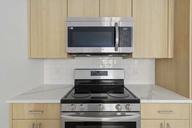 Photo - 1035 Commonwealth Ave Unit 204