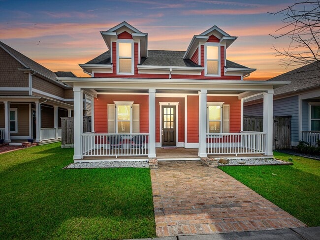 Building Photo - 55 Red Harper Dr